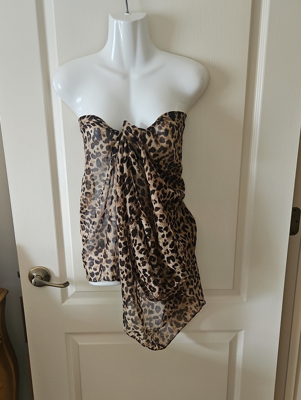 Versatile Leopard Print Sarong Good For Many Styles Briwn Beige OS